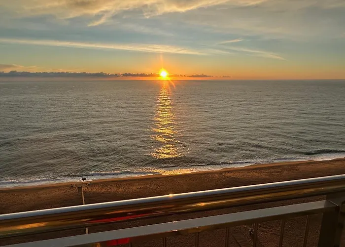 Excepcional 1ª Linea De Mar Elypalace 10-2 Lägenhet Platja d'Aro